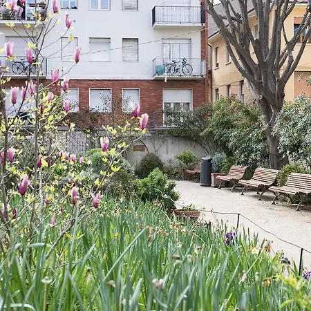 Hintown Secret Garden Пиза